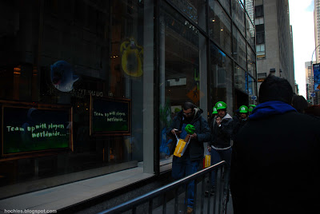 Illustration for article titled Long Lines and Frozen Digits: The Sacrifices Made in the Year of Luigi